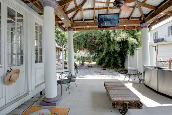 Photo 54 by Dinah L. Rogers for New Orleans Home and Garden