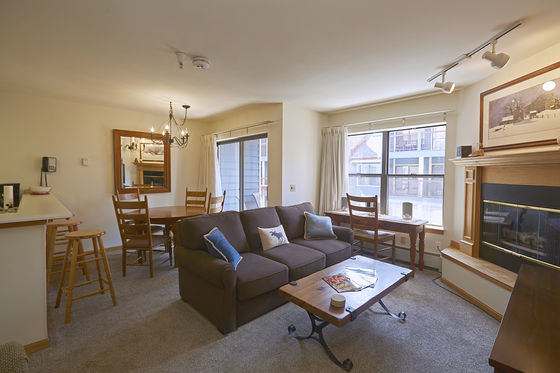 Photo 6 by Steven Vargo for Real-Estate