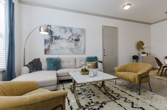 Photo 8 by Metroplex360 for Luxury 1 Bedroom Apartment