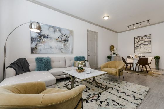 Photo 9 by Metroplex360 for Luxury 1 Bedroom Apartment