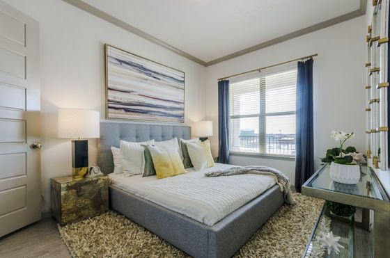 Photo 17 by Metroplex360 for Luxury 1 Bedroom Apartment