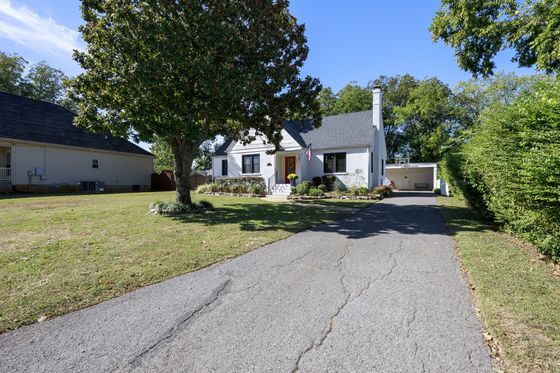 Photo 3 by Kayla Clark for HDR Exterior and Matterport Interior
