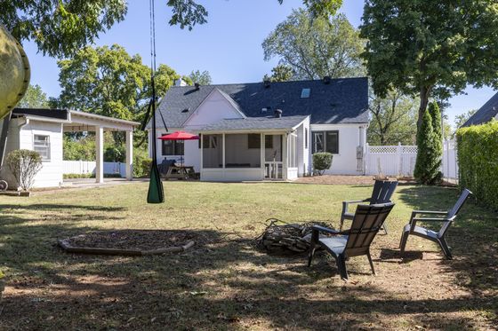 Photo 7 by Kayla Clark for HDR Exterior and Matterport Interior