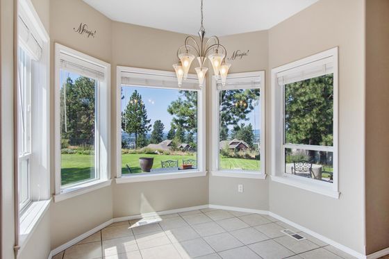 Photo 7 by Grant Gillies for Residential Real Estate