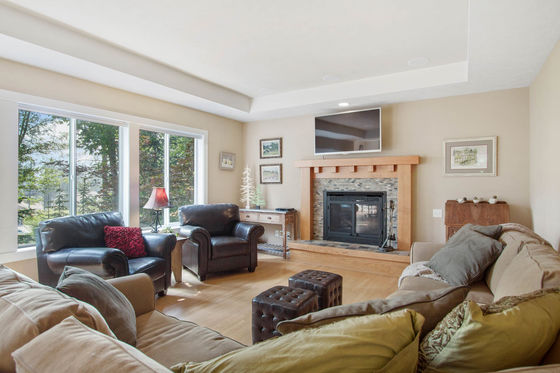 Photo 10 by Grant Gillies for Residential Real Estate