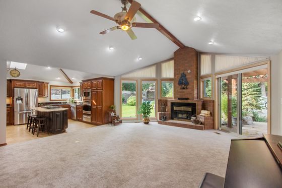 Photo 15 by Grant Gillies for Residential Real Estate