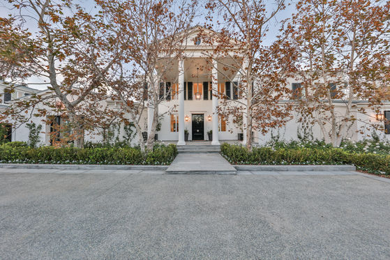 Photo 4 by Joe Bryant for Architecture