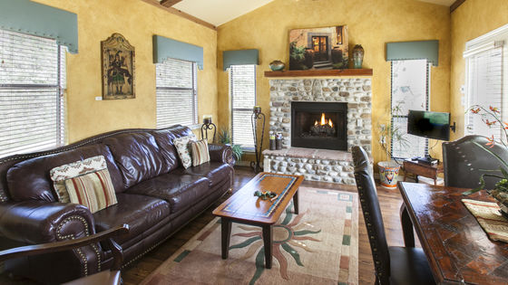 Blair House Inn- Living Area
