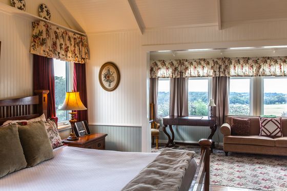 Rose Hill Manor- Bed and Living Room