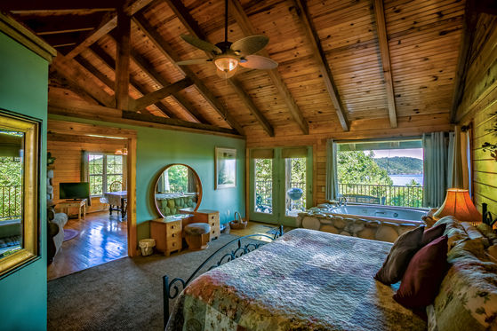 Photo 5 by Stephen Thetford for Real Estate Imaging