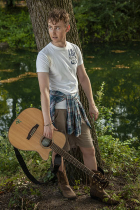 Eddie, Musician. 2019