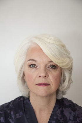 Anne. 2017