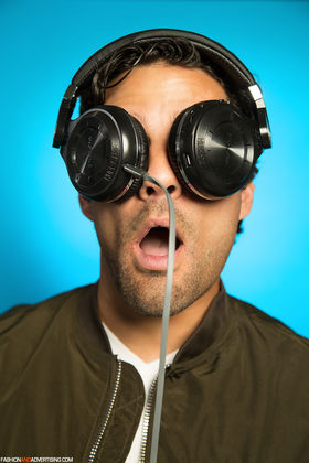 DJ