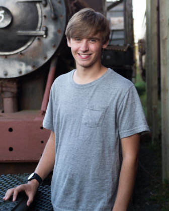 Seth - senior portrait